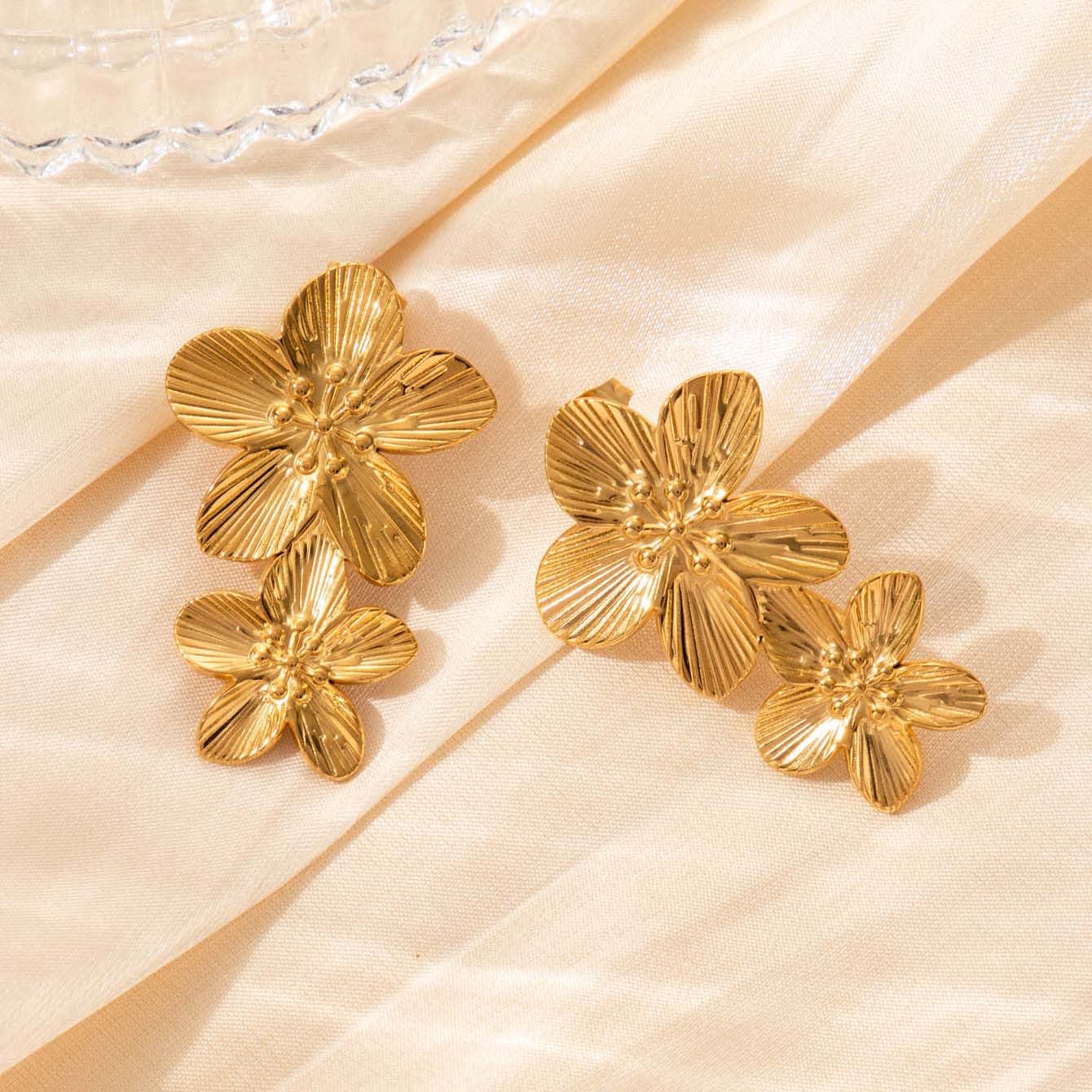 Aretes de flores