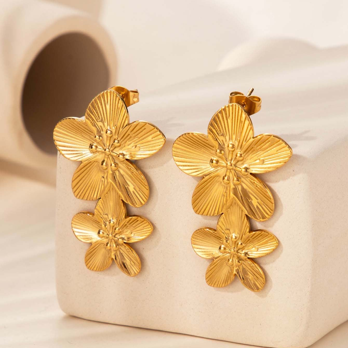 Aretes de flores