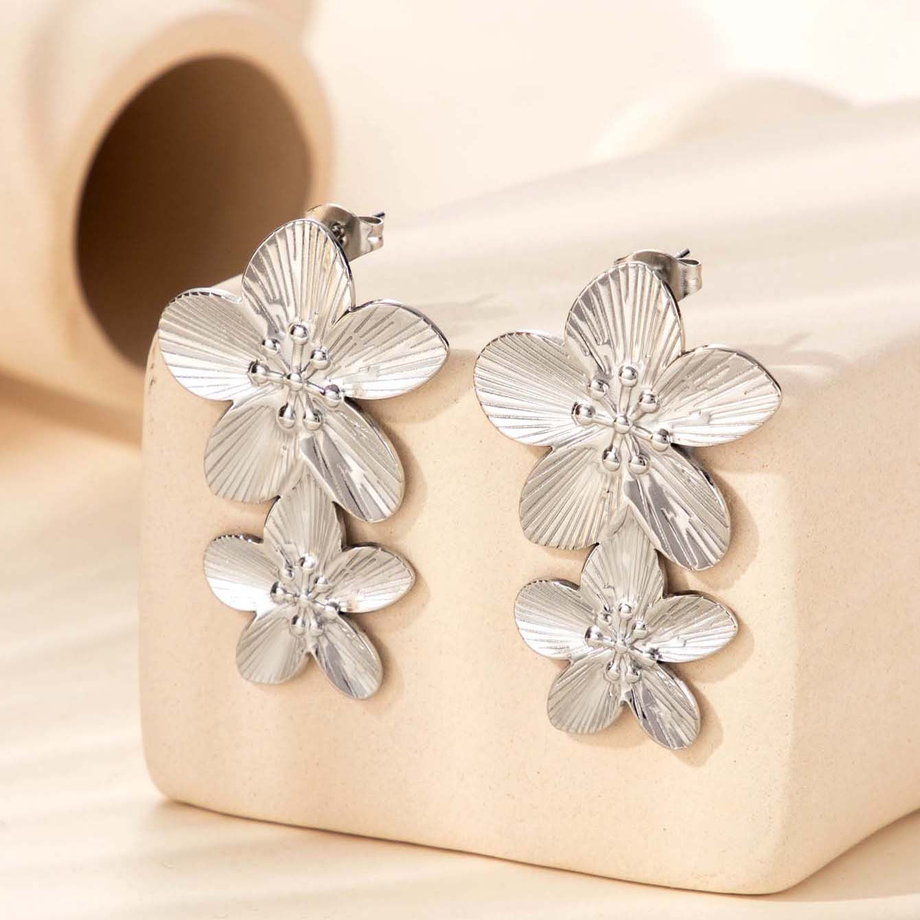 Aretes de flores