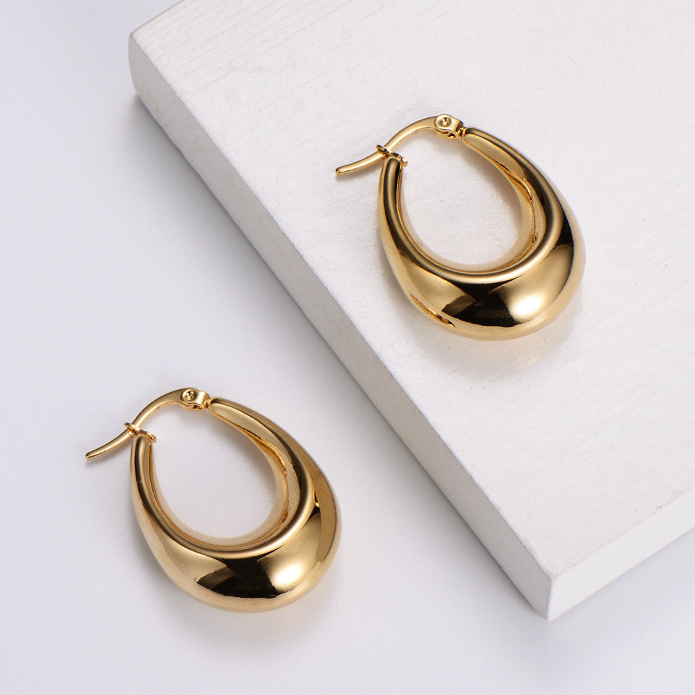 Oval chunky hoops