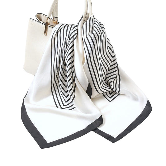 scarf blanco con negro