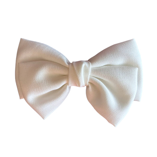 Hair bow white