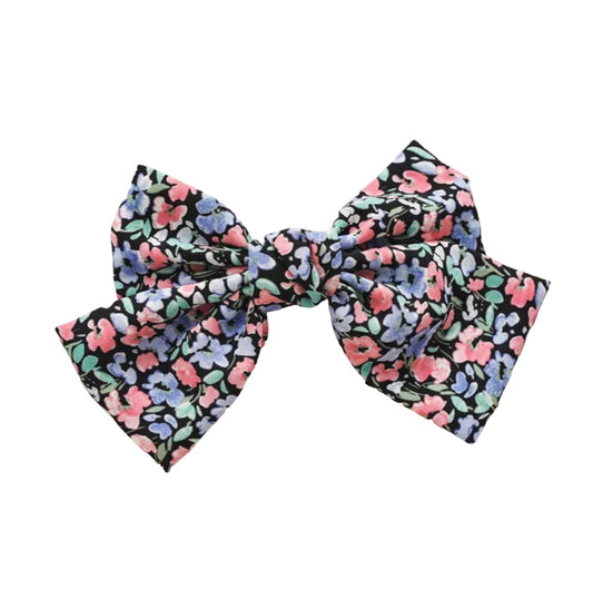 Floral hair bow black